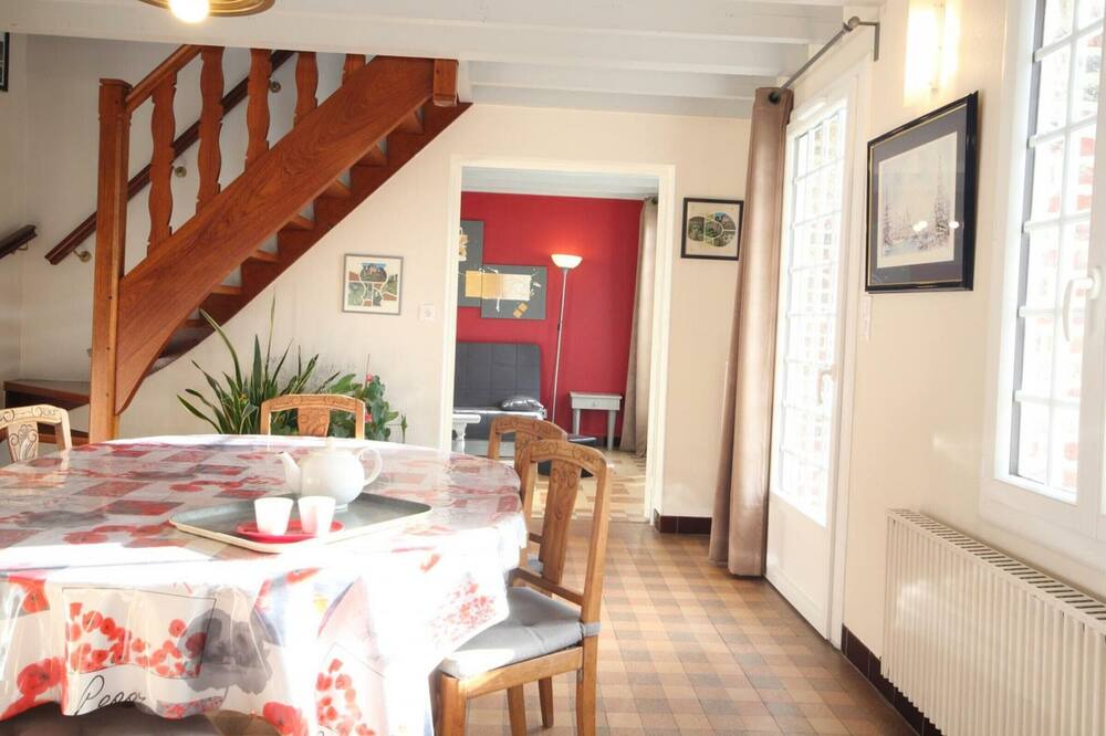 Photo of Livingroom in Franqueville-Saint-Pierre
