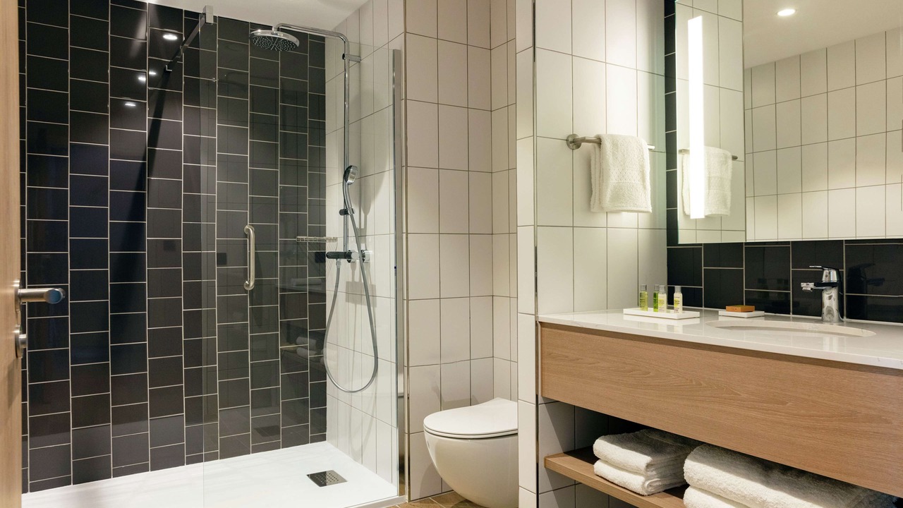 Photo of Bathroom in Rungis