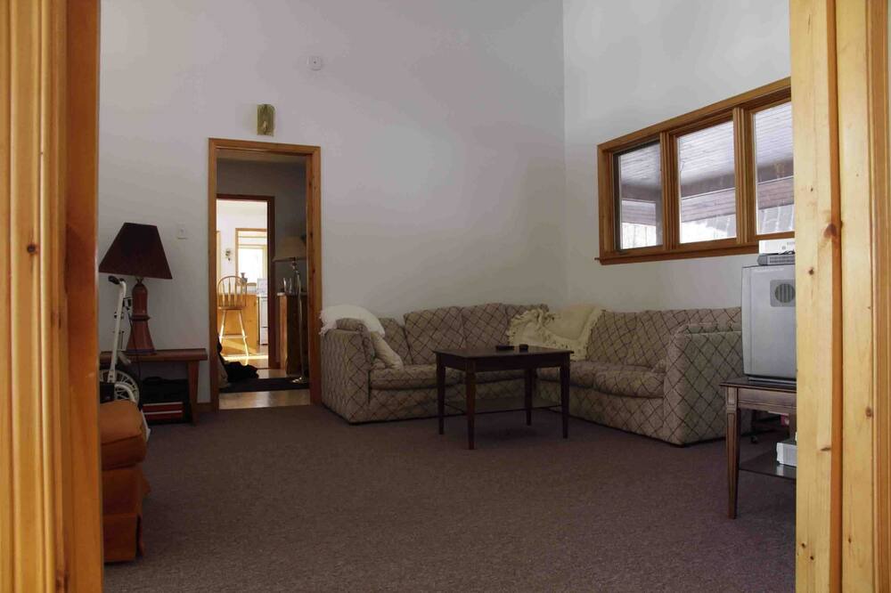 Photo of Livingroom in Northfield