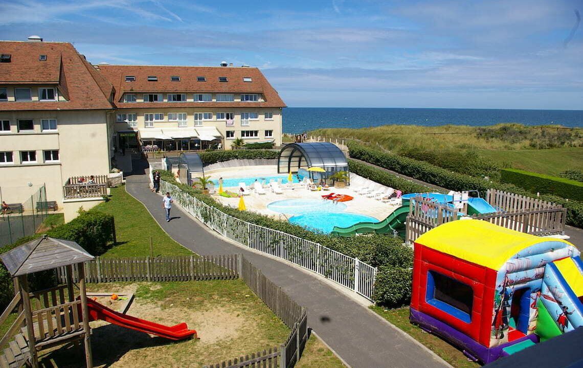 Photo of Patio Balcony in Merville-Franceville-Plage