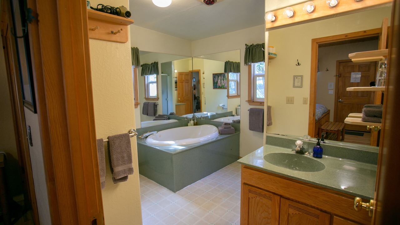 Photo of Bathroom in Nevada City