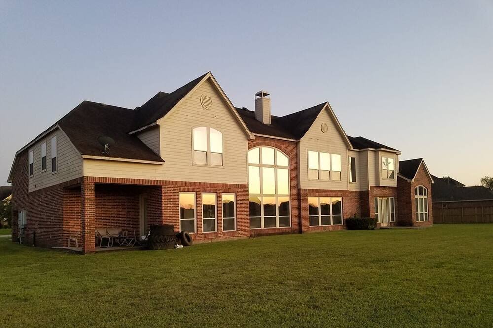 Photo of Outdoor in League City
