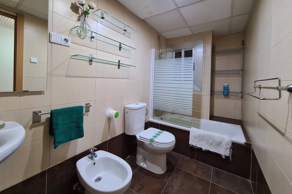 Photo of Bathroom in Romareda
