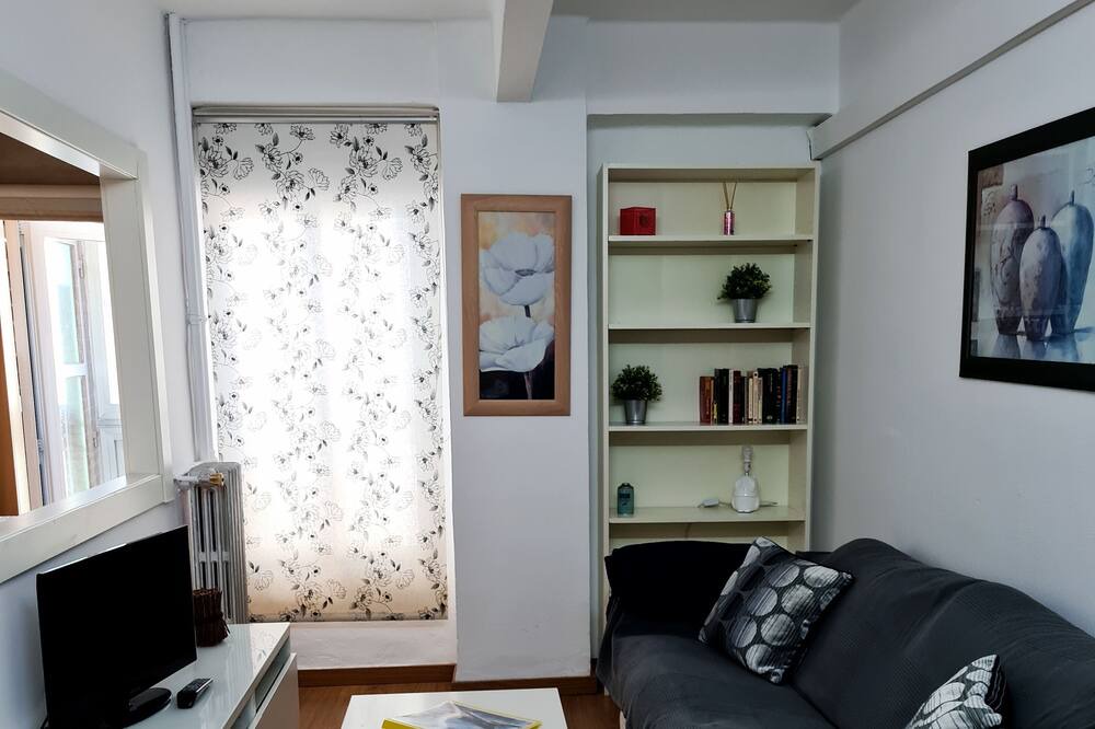 Photo of Bedroom in Romareda
