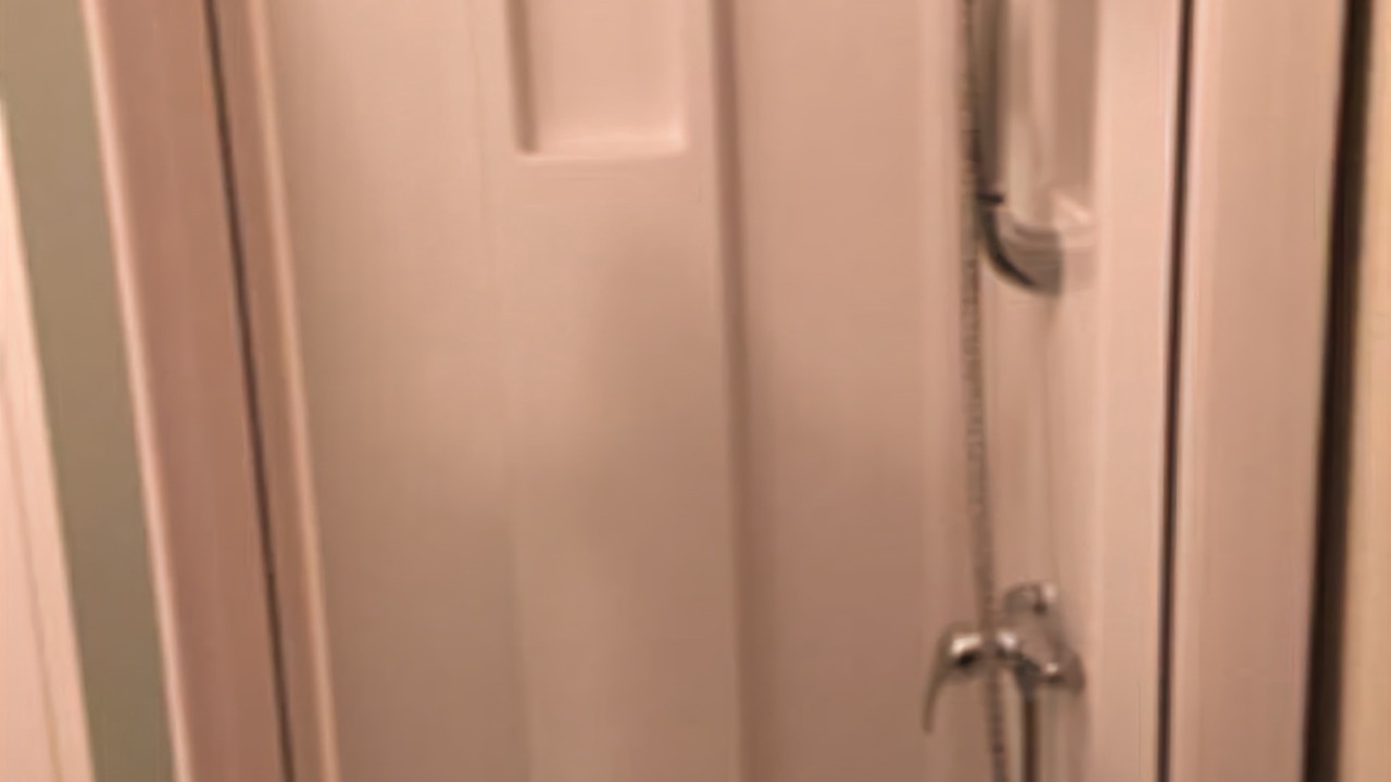 Photo of Bathroom in Briey