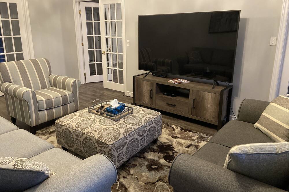 Photo of Livingroom in Carrying Place