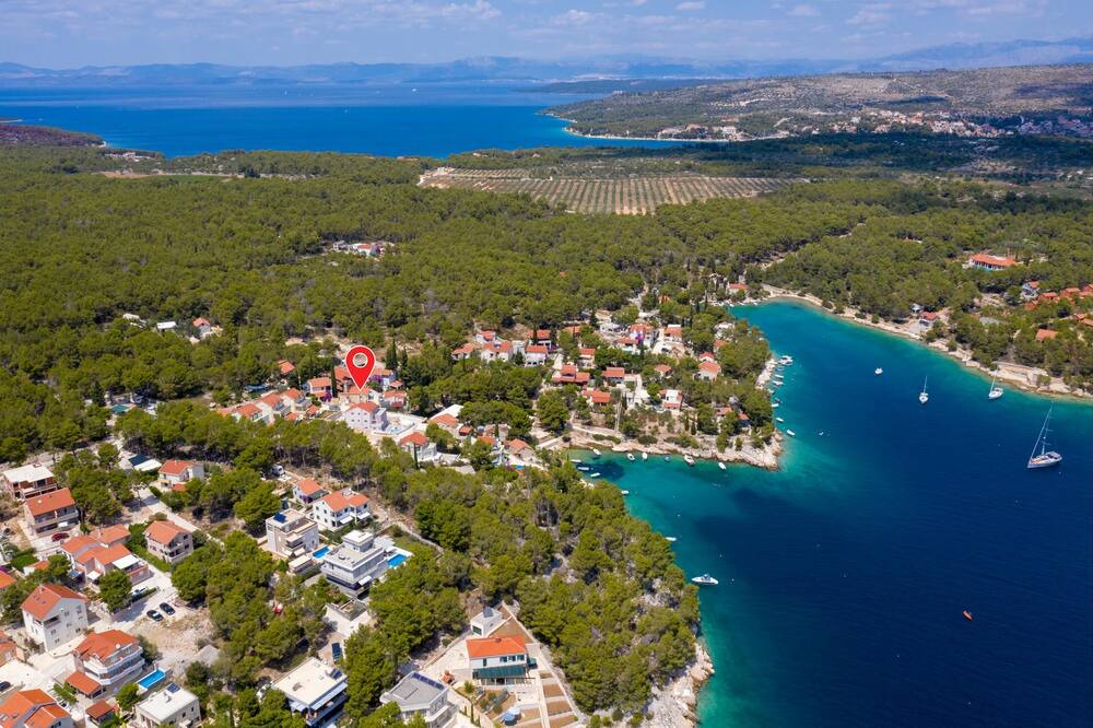 Photo of Others in Cove Osibova (Milna)