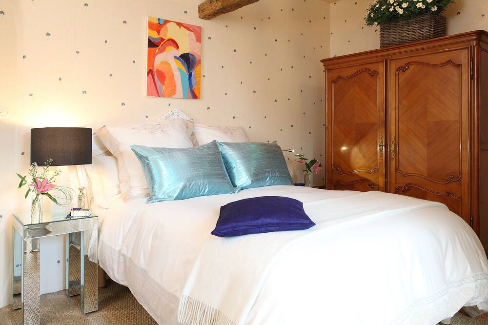 Photo of Bedroom in Berthenay