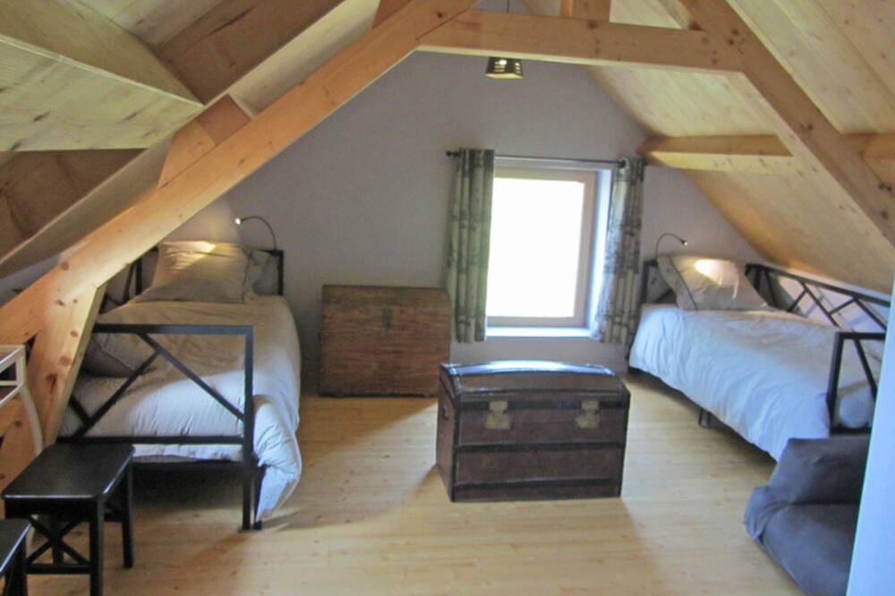 Photo of Bedroom in Yville-sur-Seine