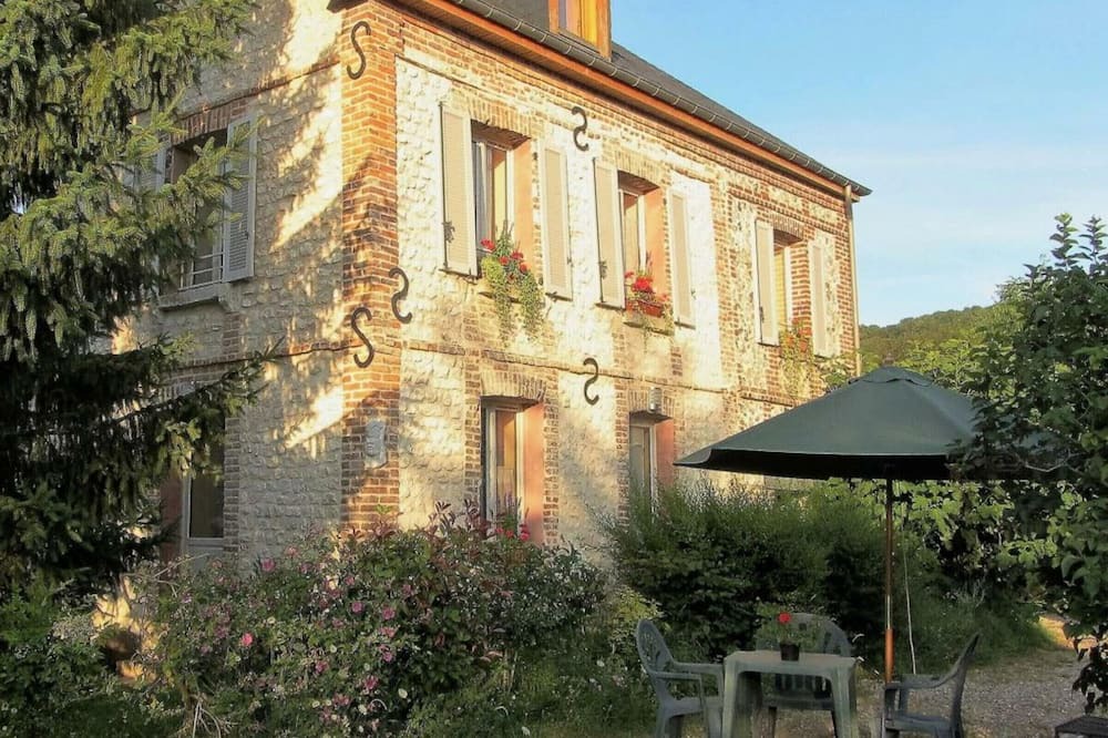 Photo of Outdoor in Yville-sur-Seine