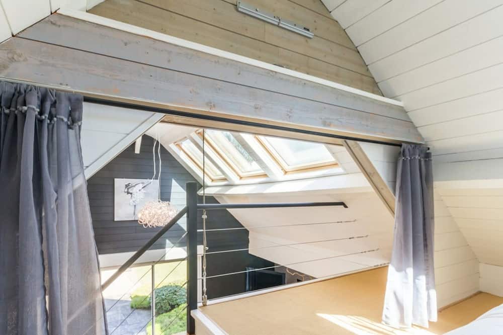 Photo of Bedroom in Saint-Clair-sur-les-Monts