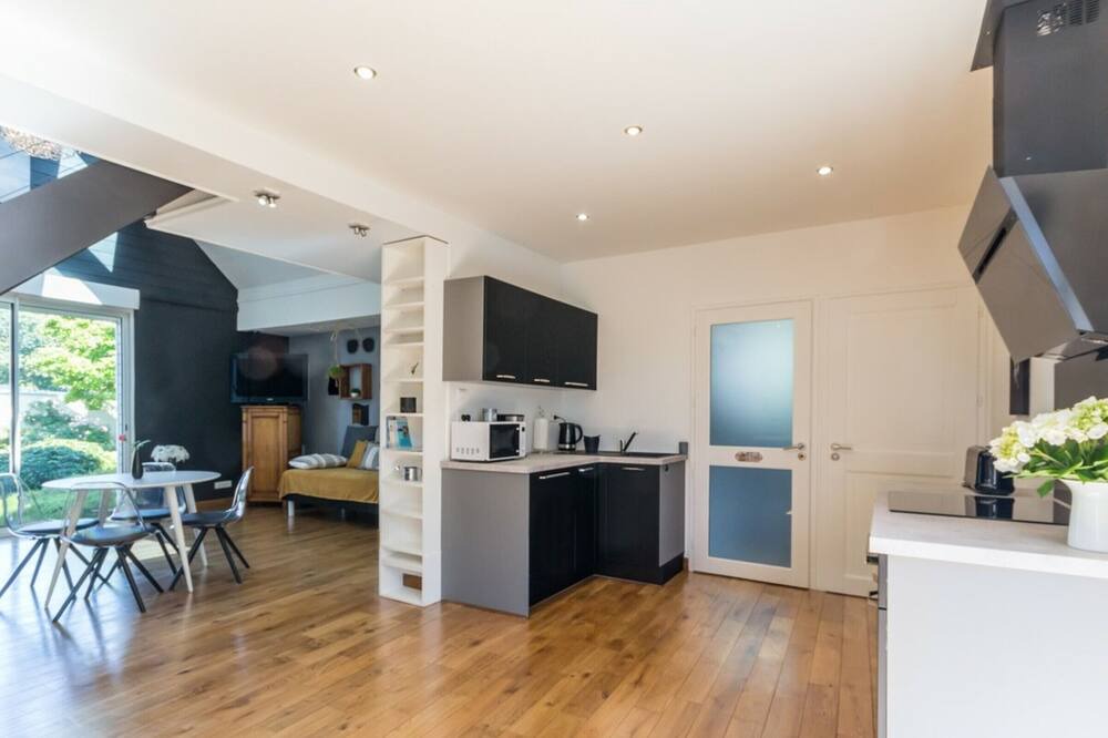 Photo of Kitchen in Saint-Clair-sur-les-Monts