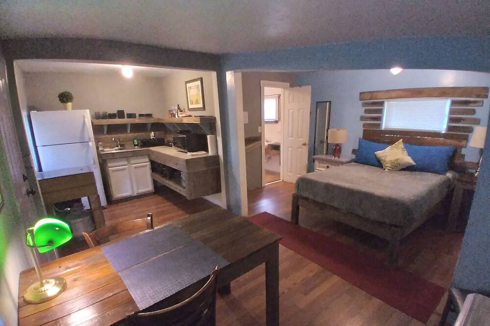 Photo of Bedroom in Denver Heights