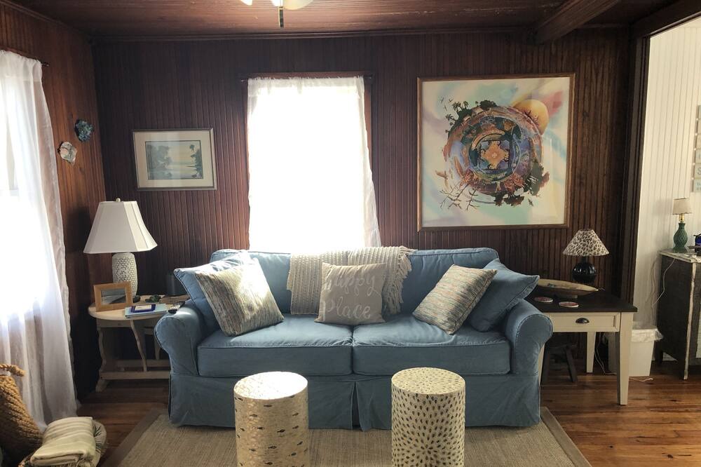 Photo of Bedroom in Sunset Beach