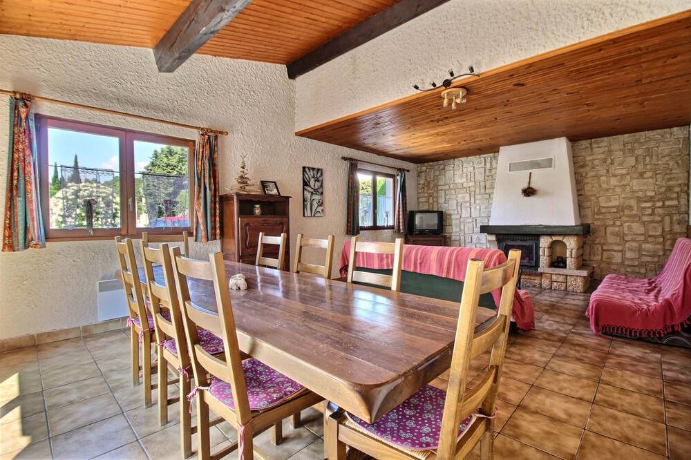 Photo of Kitchen in Roquefort-des-Corbieres