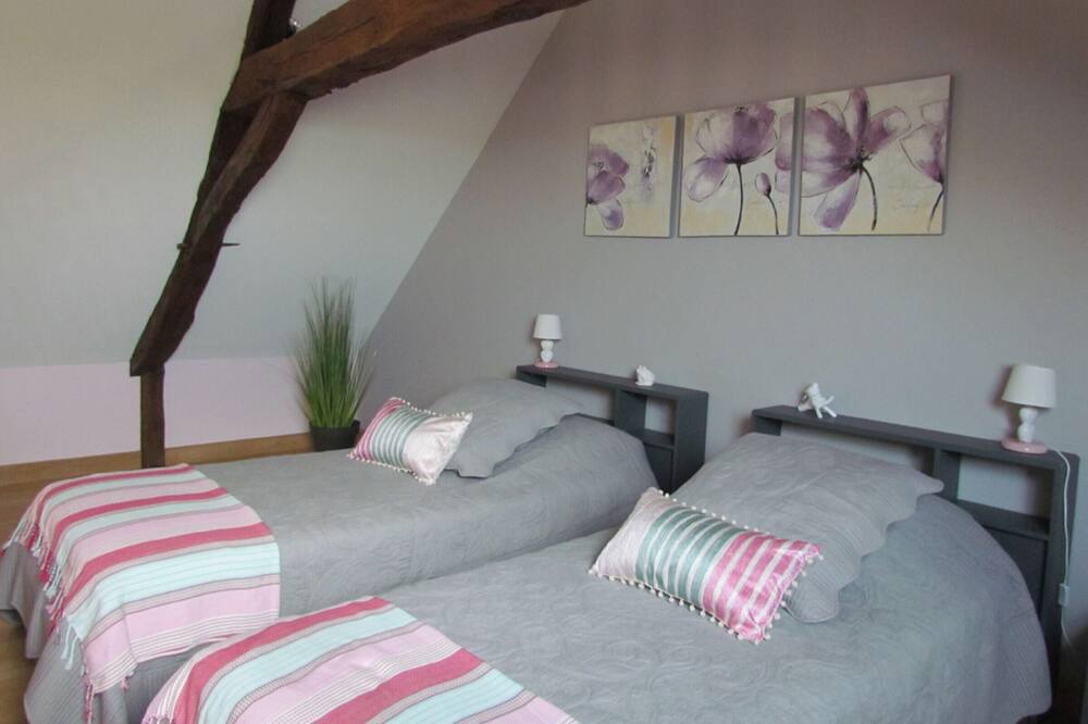 Photo of Bedroom in Hattenville