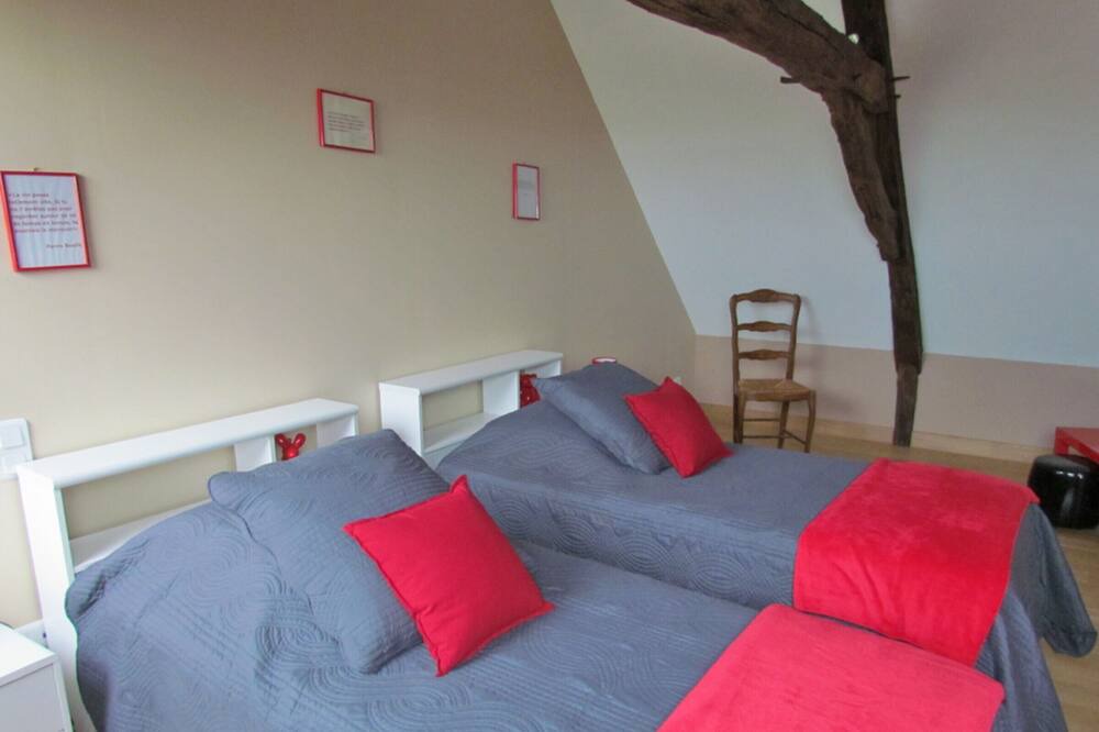 Photo of Bedroom in Hattenville