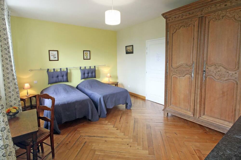 Photo of Bedroom in Hattenville