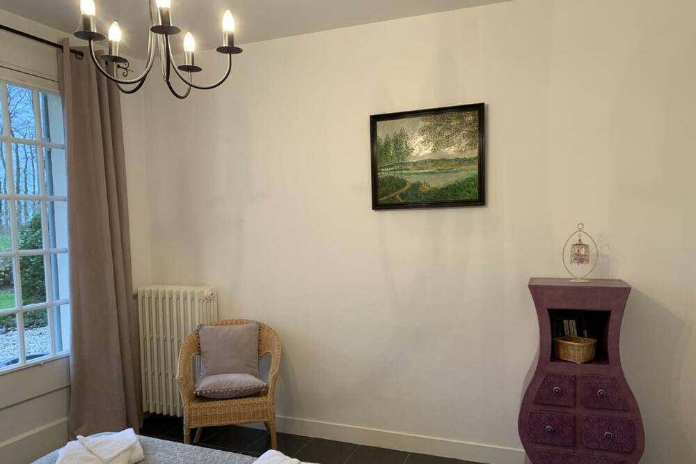Photo of Bedroom in Angiens