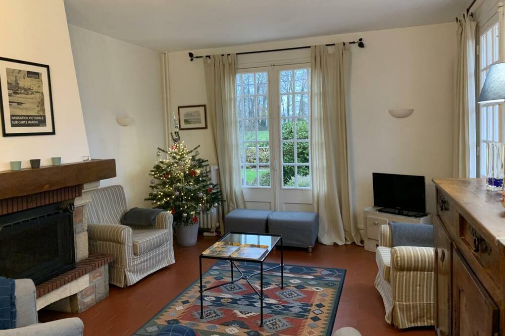 Photo of Livingroom in Angiens
