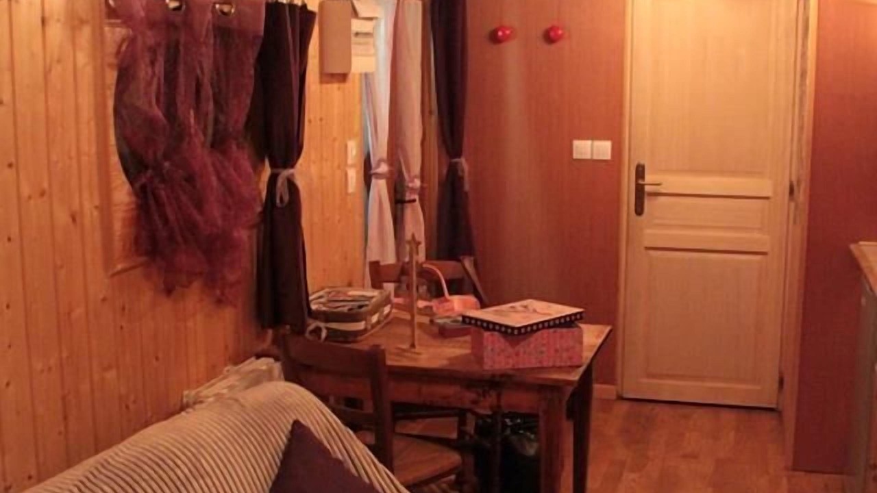 Photo of Others in Dury