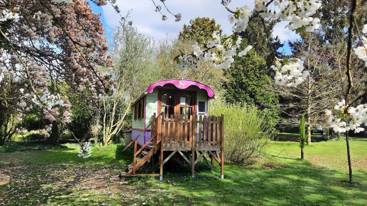 Photo of Outdoor in Dury