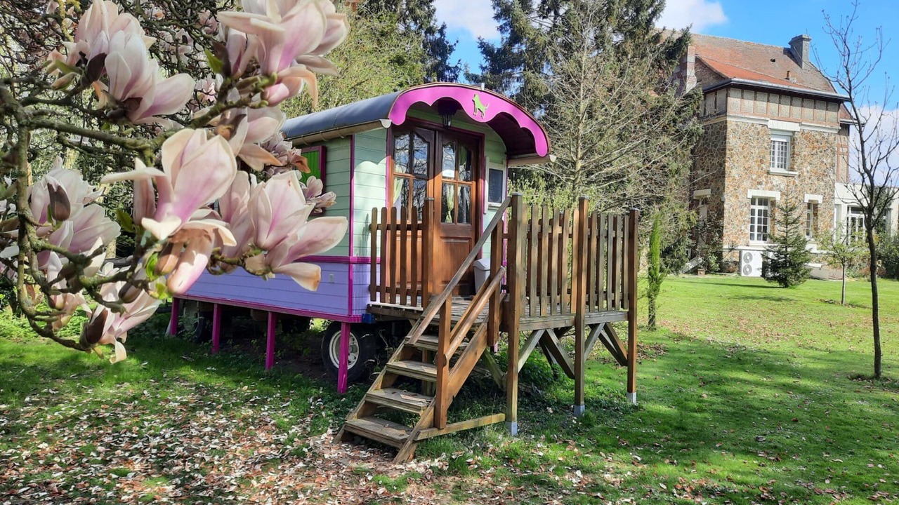 Photo of Outdoor in Dury