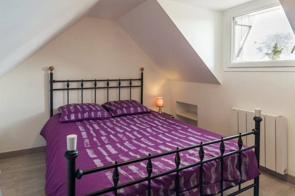 Photo of Bedroom in Mannevillette