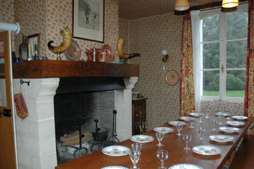 Photo of Kitchen in Touffreville-la-Corbeline