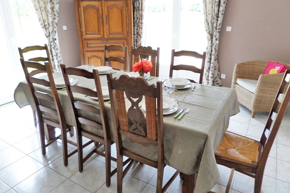 Photo of Kitchen in Hattenville