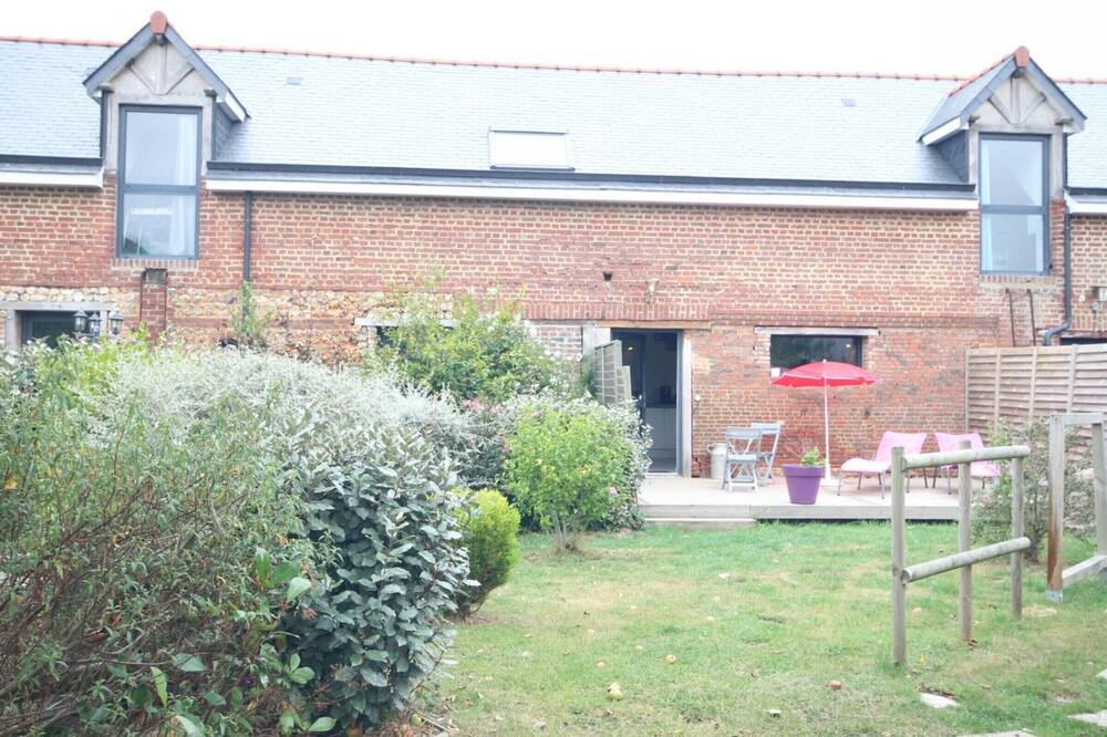 Photo of Outdoor in Heuqueville