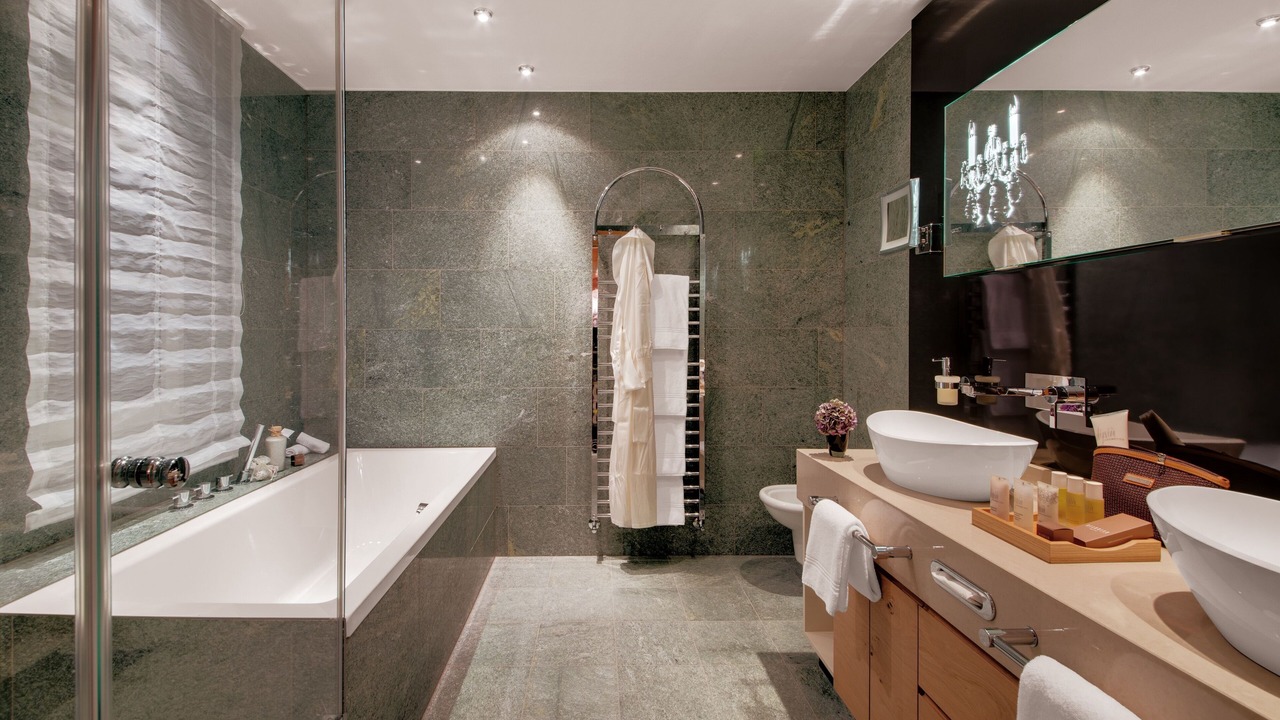 Photo of Bathroom in Champfer