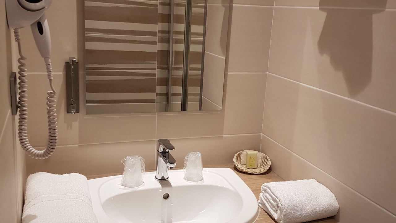 Photo of Bathroom in Laval