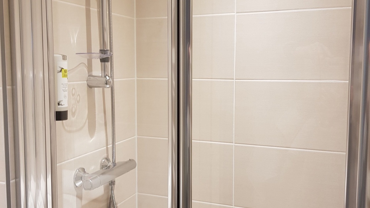 Photo of Bathroom in Laval