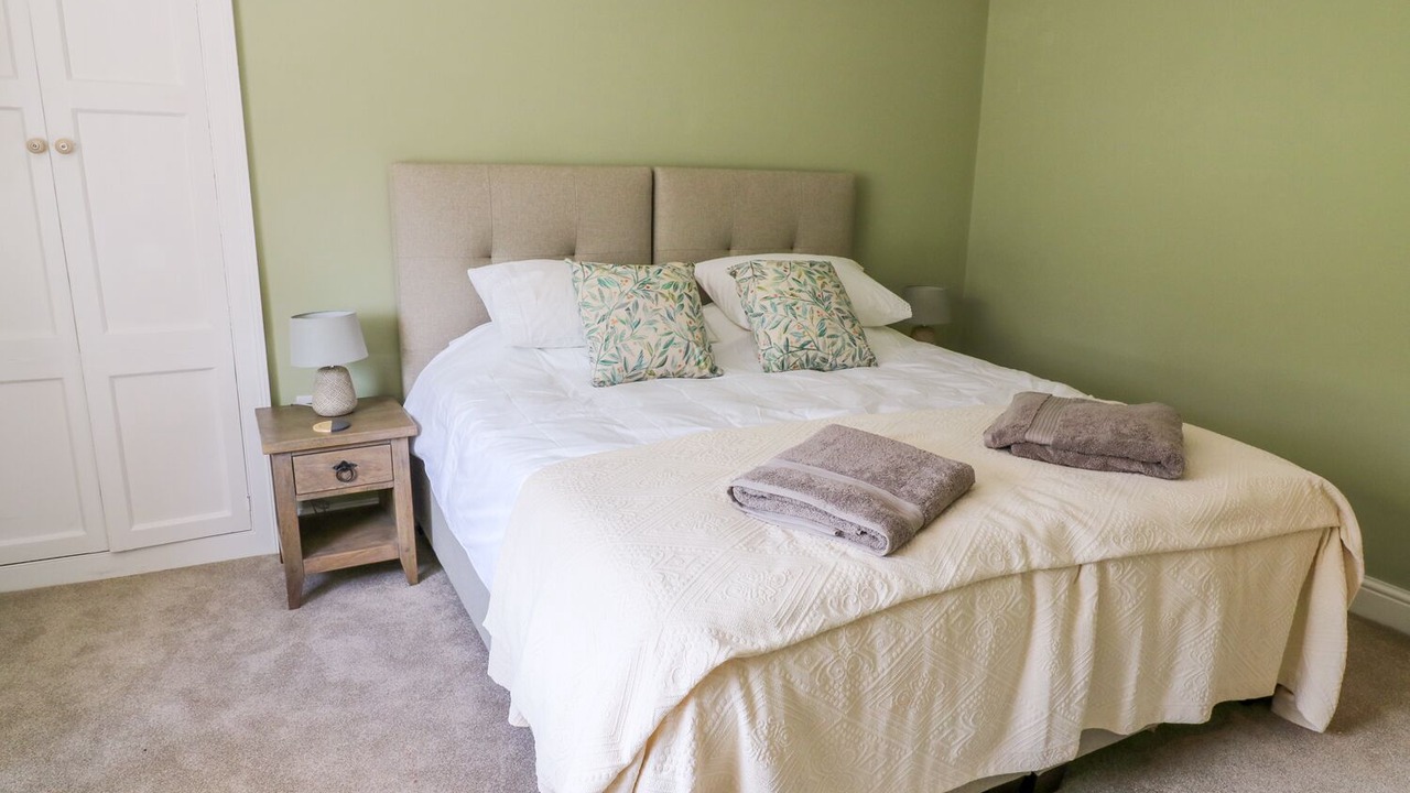 Photo of Others in Gayle