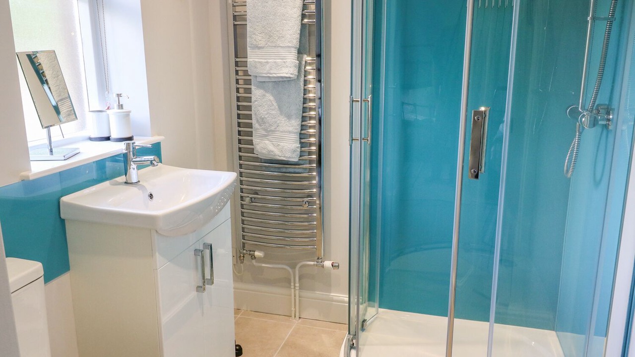 Photo of Others in Gayle