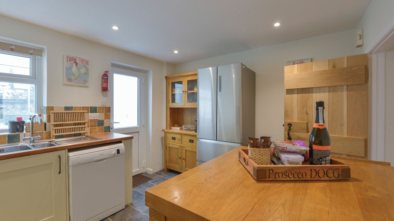 Photo of Kitchen in Lympstone