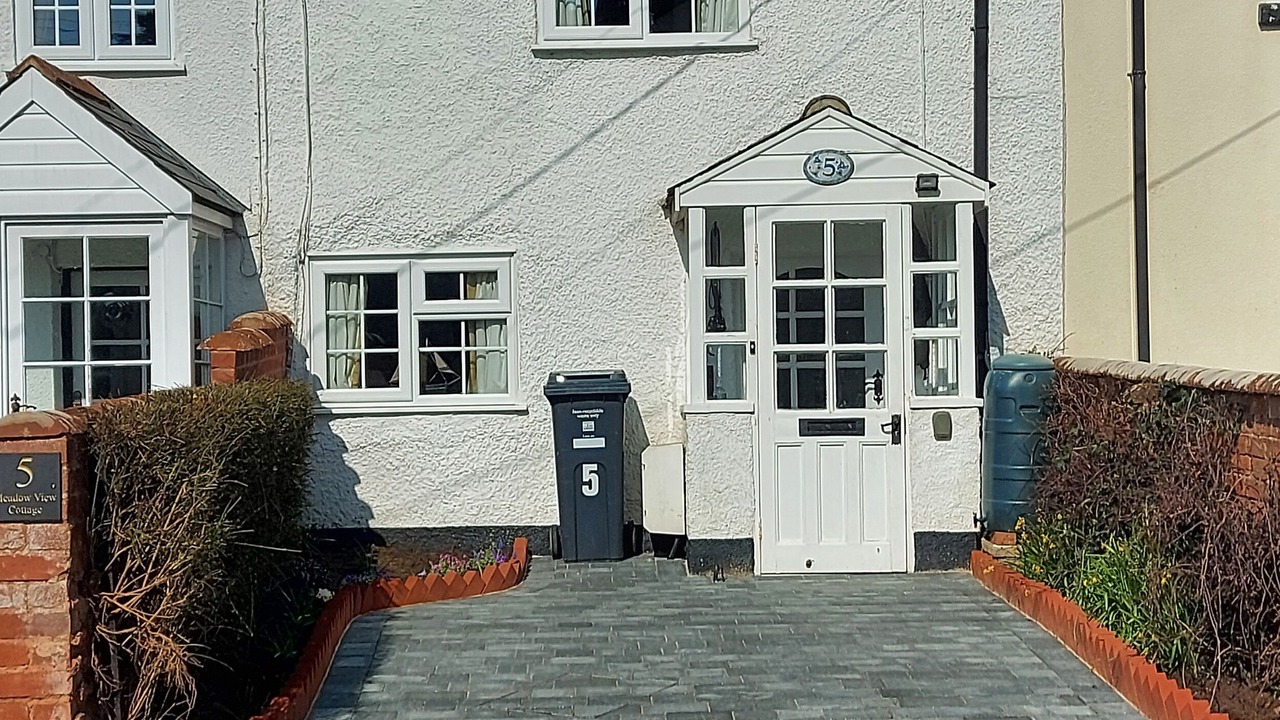 Photo of Others in Lympstone