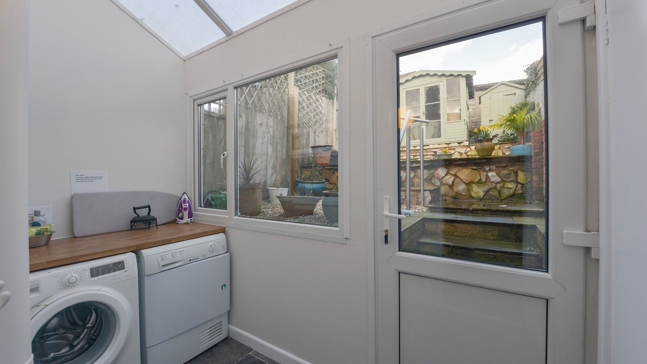 Photo of Others in Lympstone