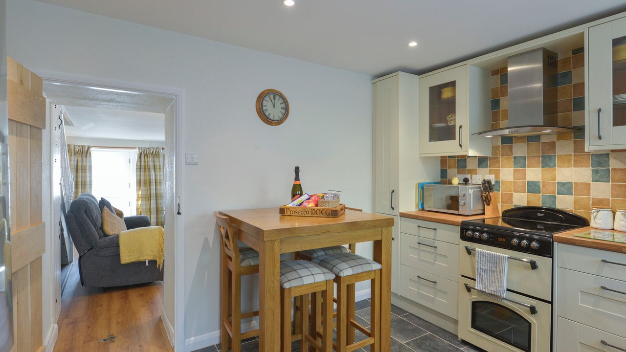 Photo of Kitchen in Lympstone