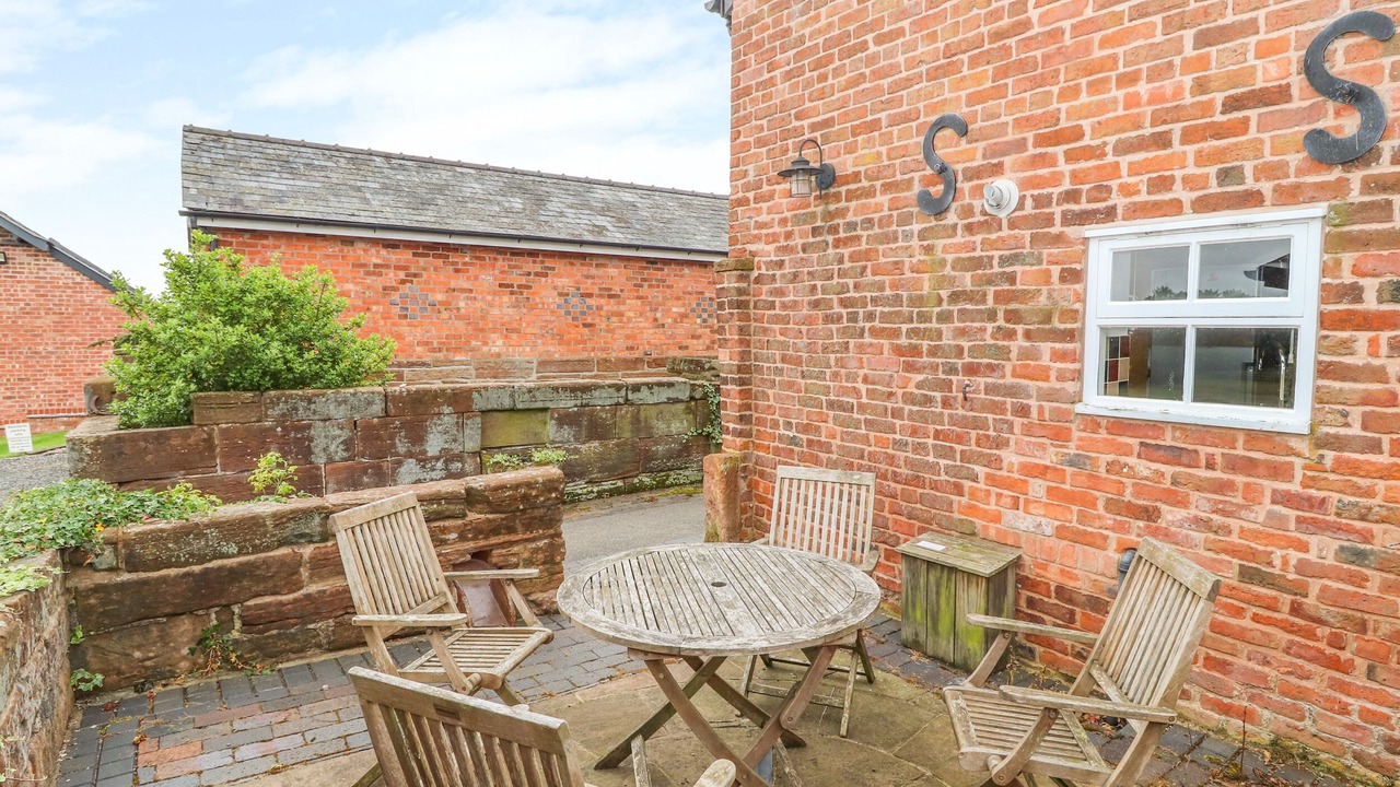 Photo of Others in Cotebrook