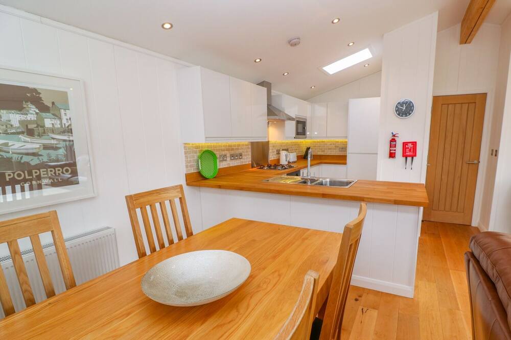 Photo of Kitchen in Looe