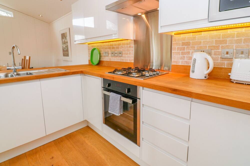 Photo of Kitchen in Looe