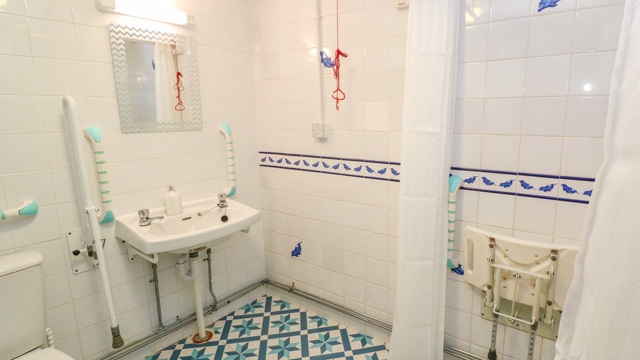 Photo of Others in Longrock