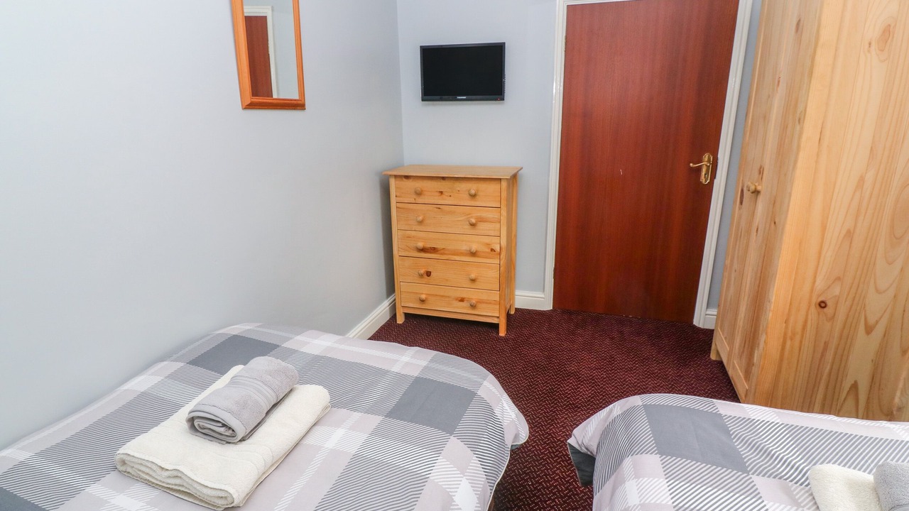 Photo of Others in Longrock