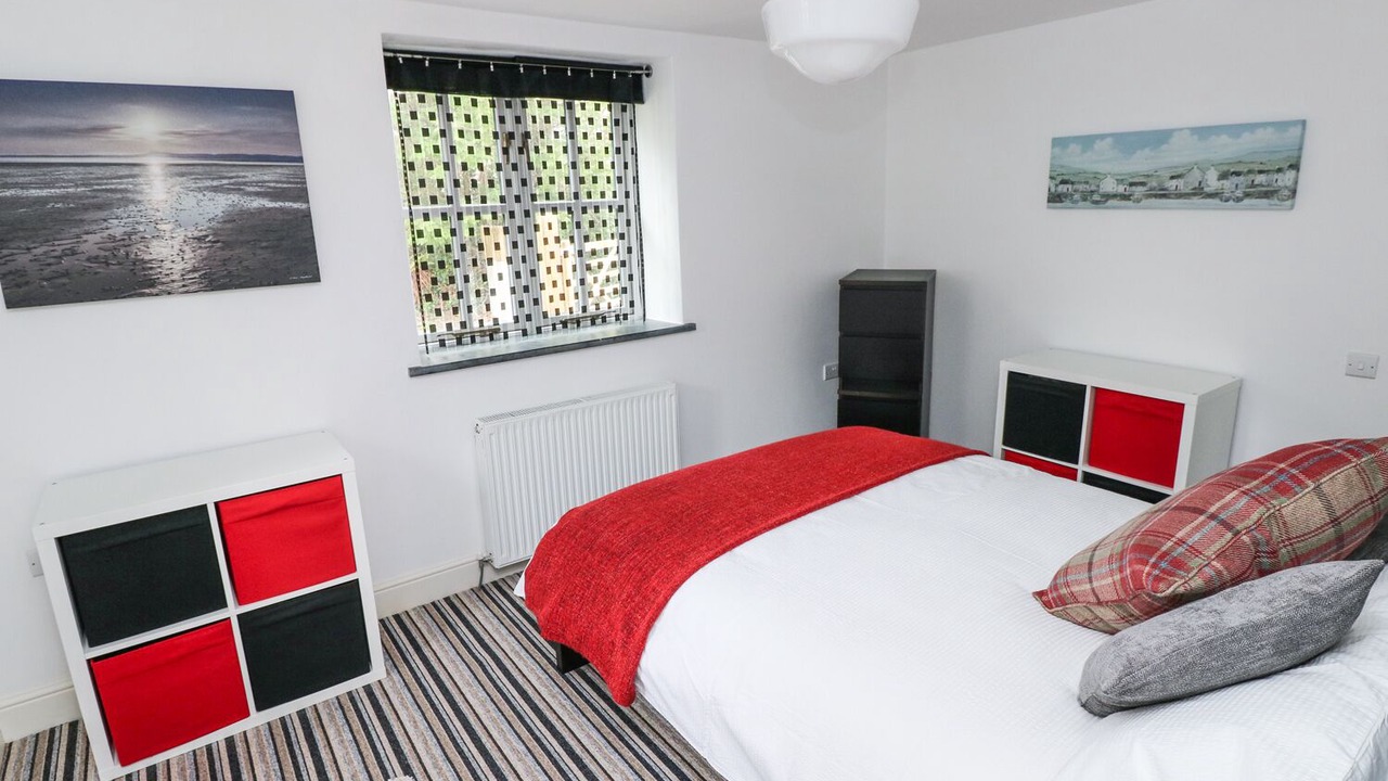 Photo of Bedroom in Fishguard