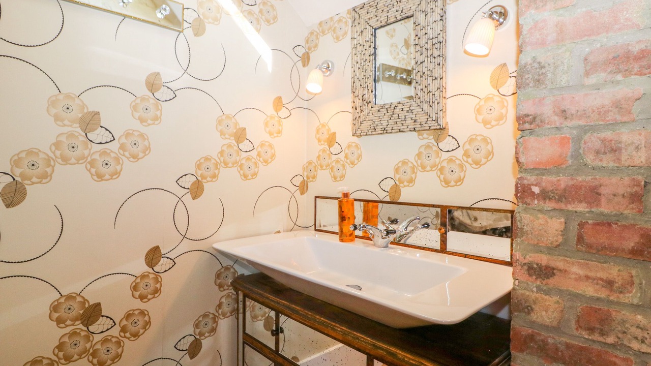 Photo of Bathroom in Little Coxwell