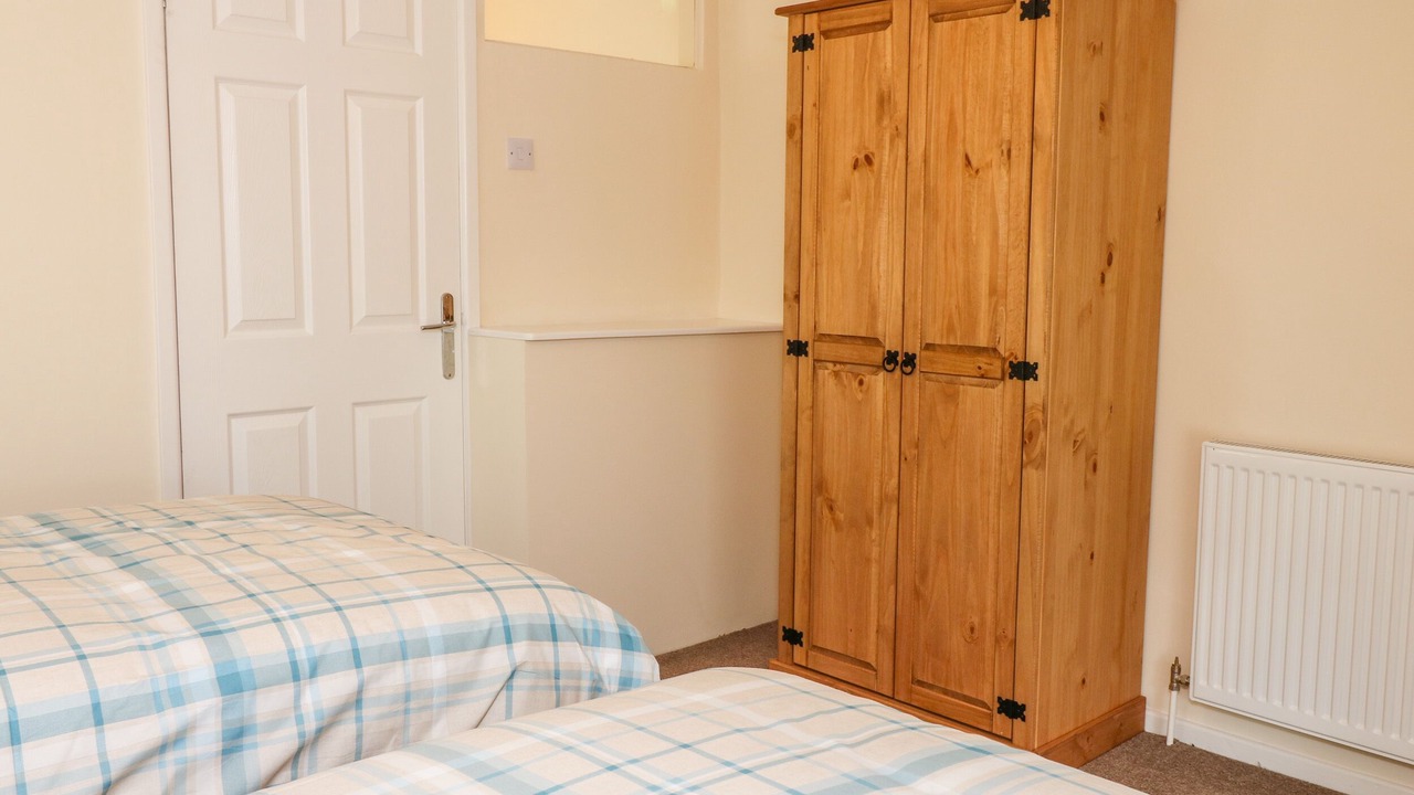 Photo of Others in Hoylandswaine