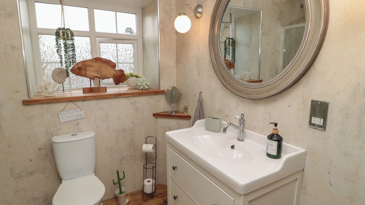 Photo of Bathroom in Warkworth