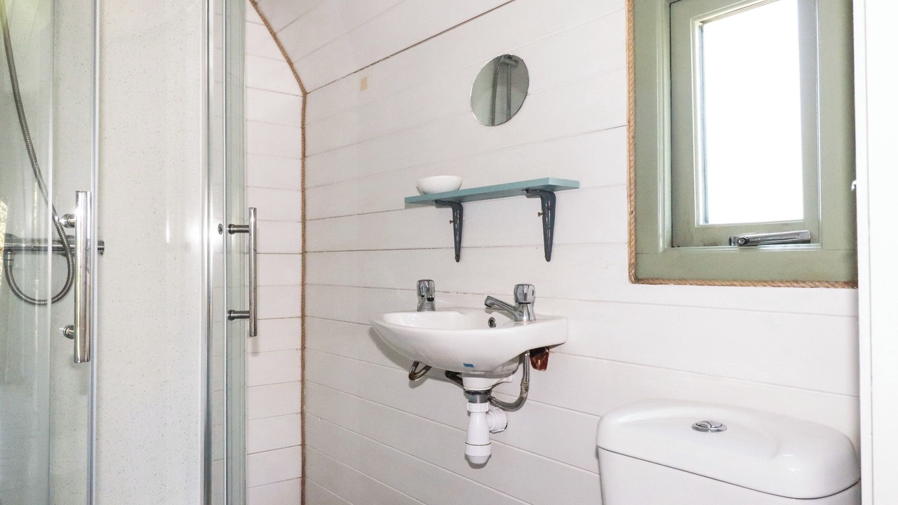 Photo of Bathroom in St Teath